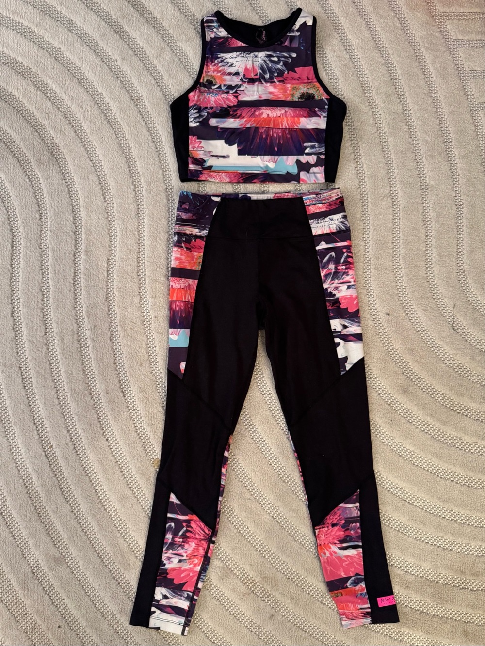 Betsey Johnson Performance Black Floral-Panel Leggings & Crop Tank Set